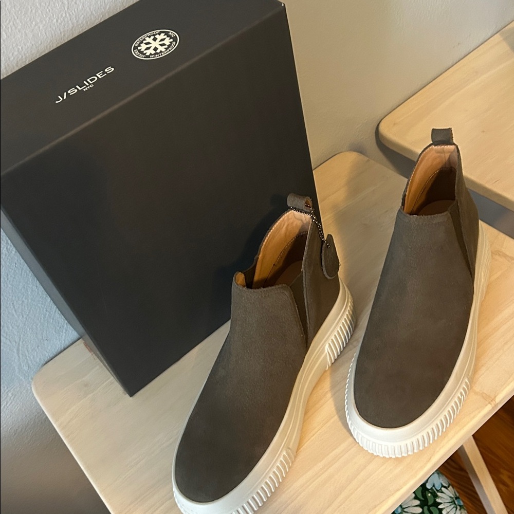 J/SLIDES Charcoal Slip-On Sneakers